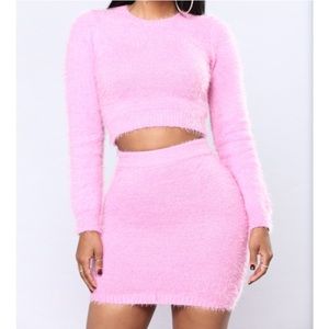 Soft Pink Knitted Fuzzy Set